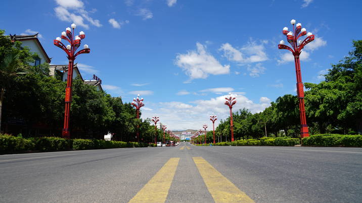 县城公路1.JPG