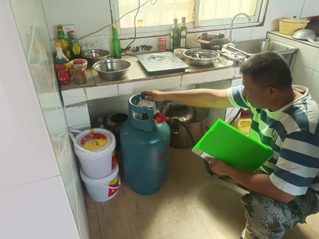 图片4.png 图片4.png